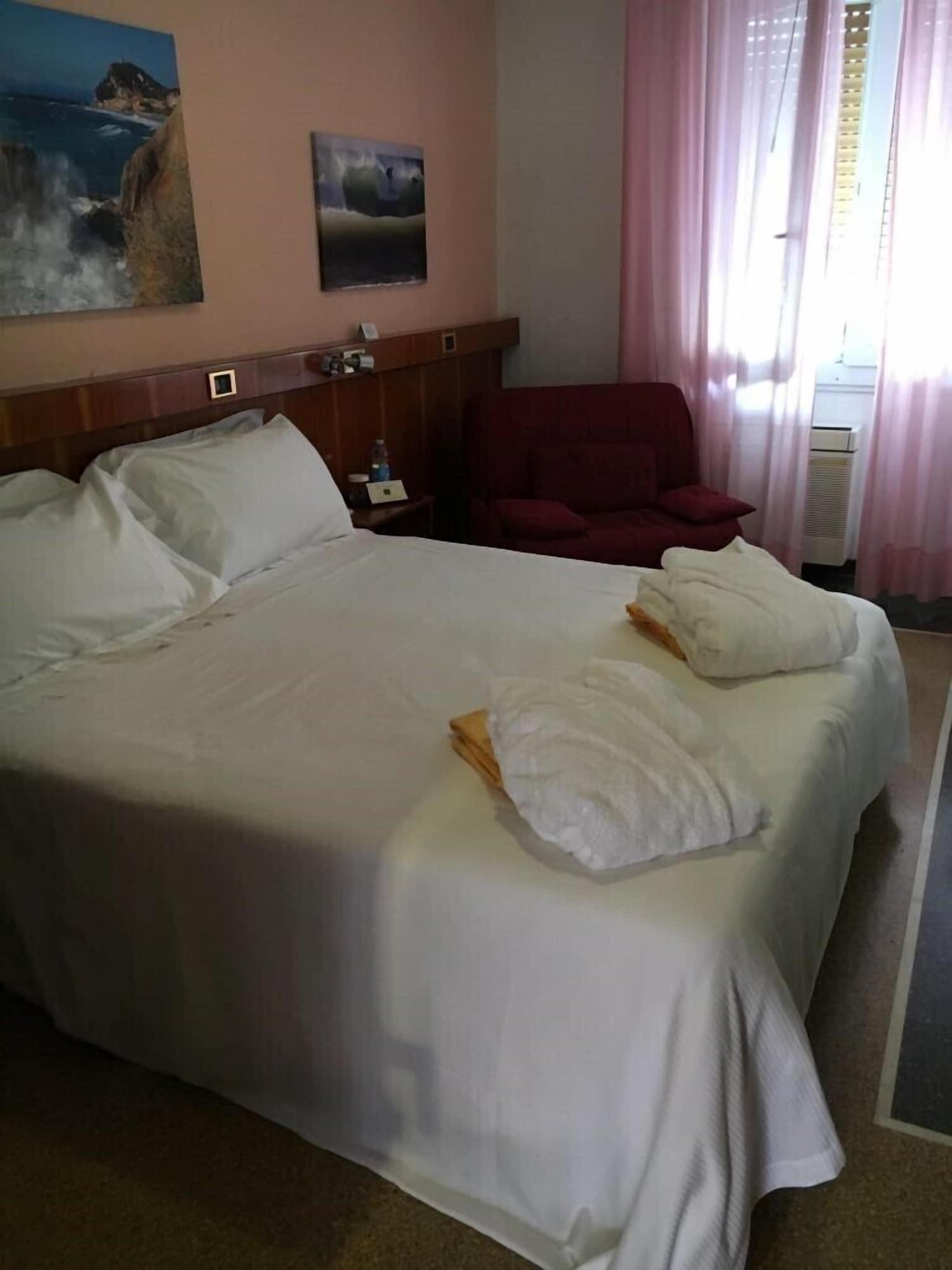 Internazionale Hotel 3*